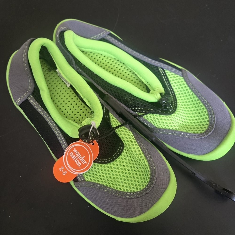 Kids Green Water Shoes